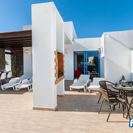 Villa Lovely 3-bed With Studio In Playa Blanca *